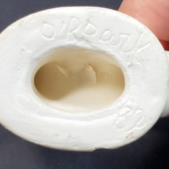 Vtg O'roark 1982 White Ceramic Napkin Ring Set Tableware Decor Retro Lot of 5 - Picture 3 of 8